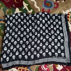 Alexander McQueen Women's Biker Skull Scarf 120 x 140 in Black/Ivory